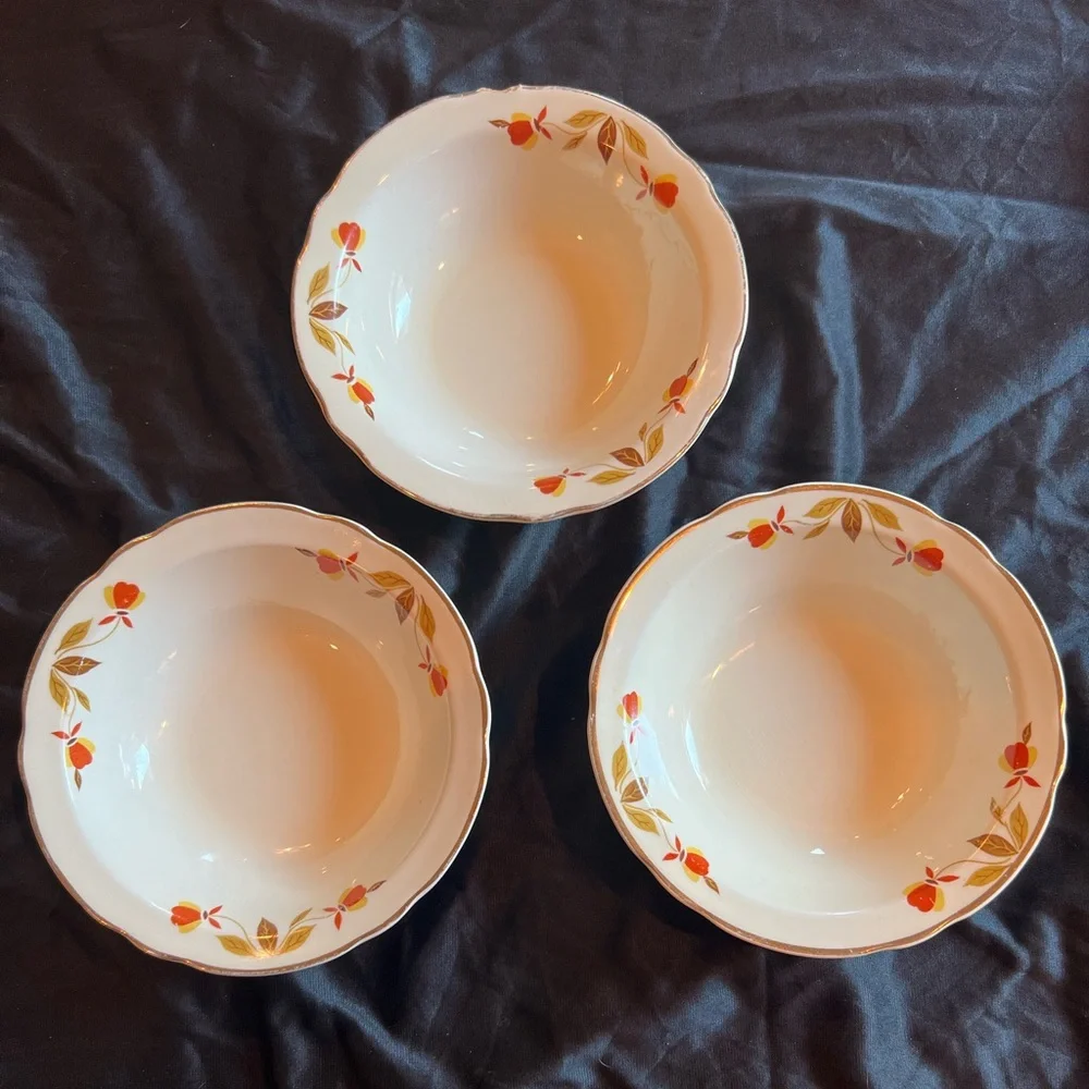 Vintage Hall Jewel Tea Autumn Leaf - Berry Bowls Set of 3  6”